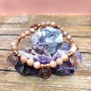 Champaign Druzy Agate and Copper Charm Bracelet